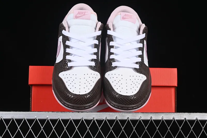 All categories Nk SB Dunk series Nk SB Dunk Low low-top sneakers Nk Dunk Low "Snakeskin" gray and purple color low-top casual sneakers HV6932-299